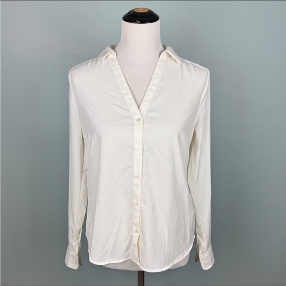 White Blouse - Picture 1 of 5